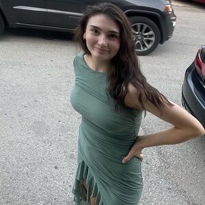 Meet your Posher, Catherine